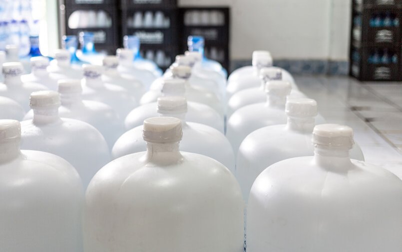 Re-packing& Customized Label