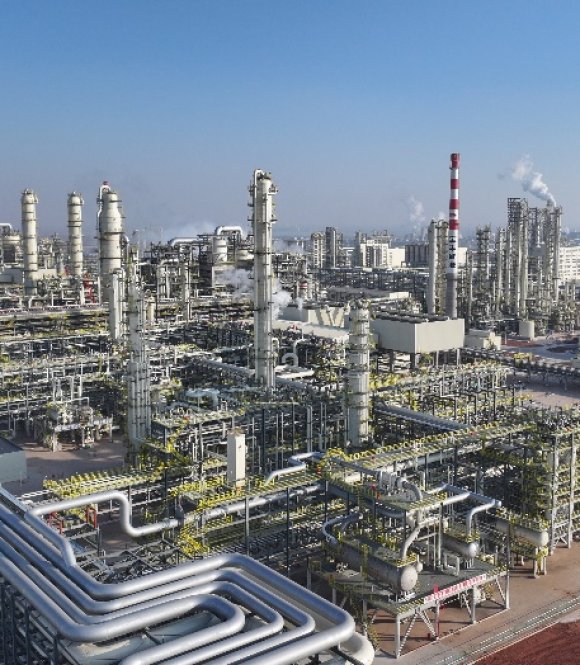 Iran Strait of Hormuz Sovereignty: Trump Compromise & Temporary Ceasefire